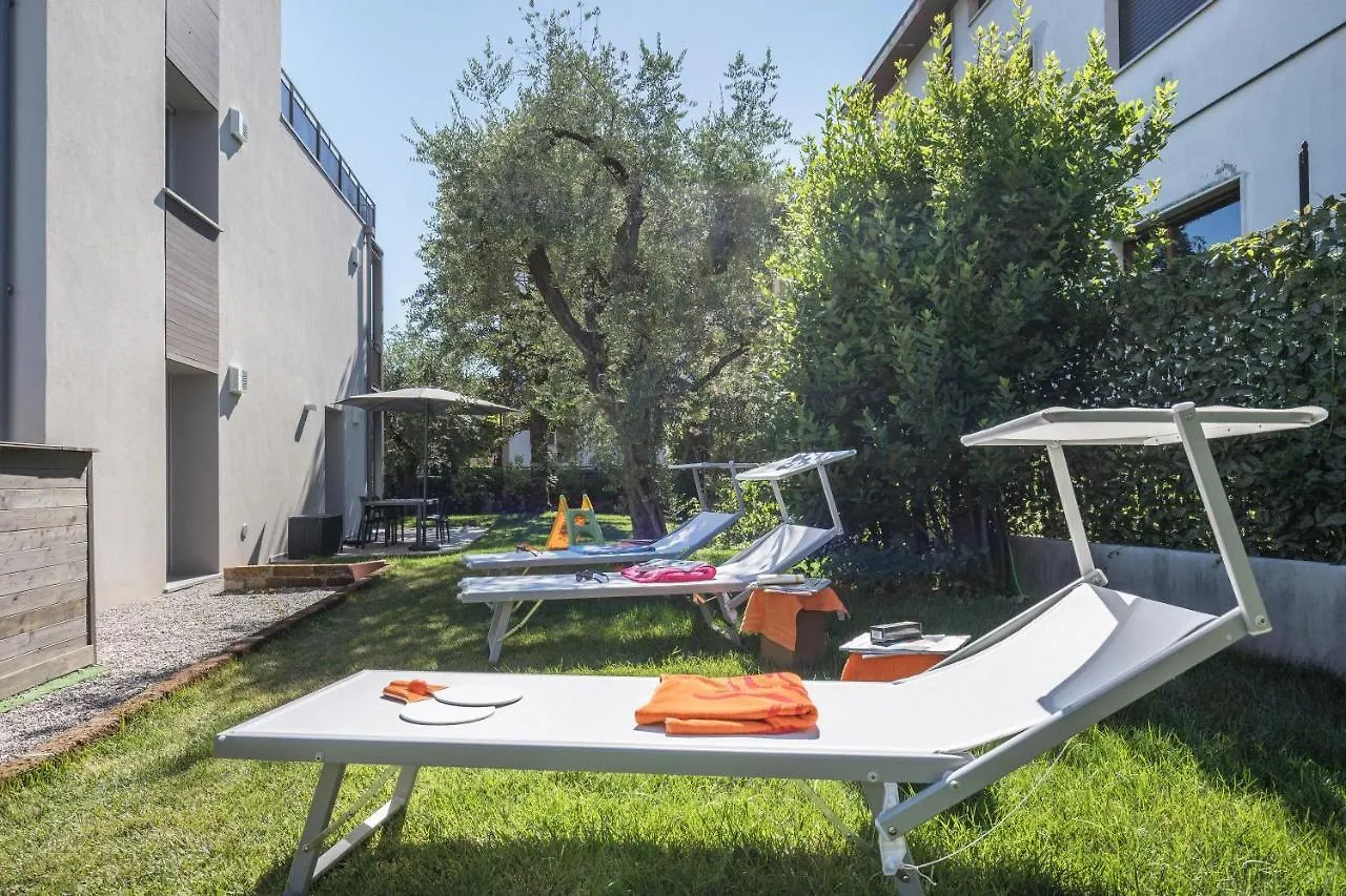 Villa Donne Del Lago Anna Salo 0*,