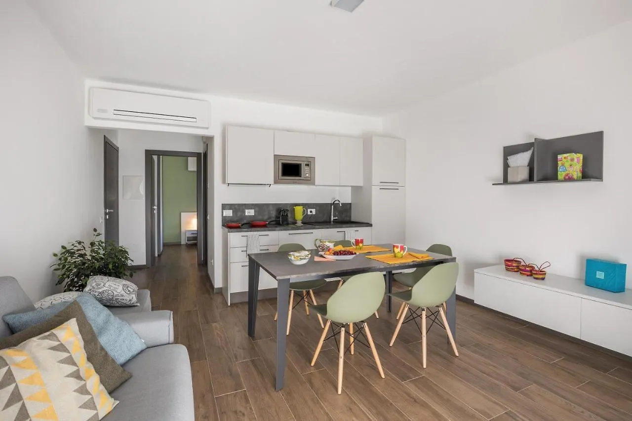 Apartment Villa Donne Del Lago Anna Salo