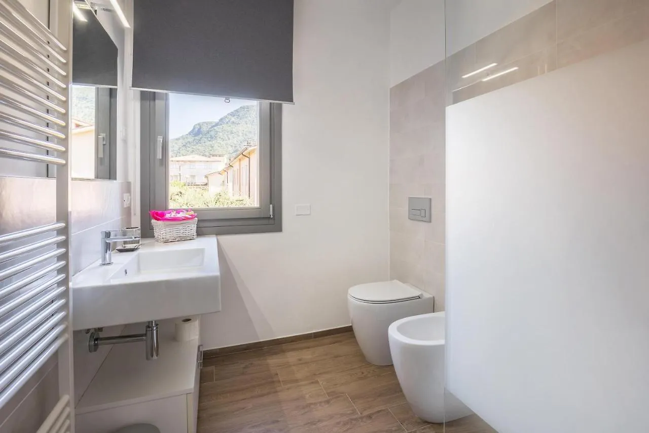 Villa Donne Del Lago Anna Salo 0*,  Italy
