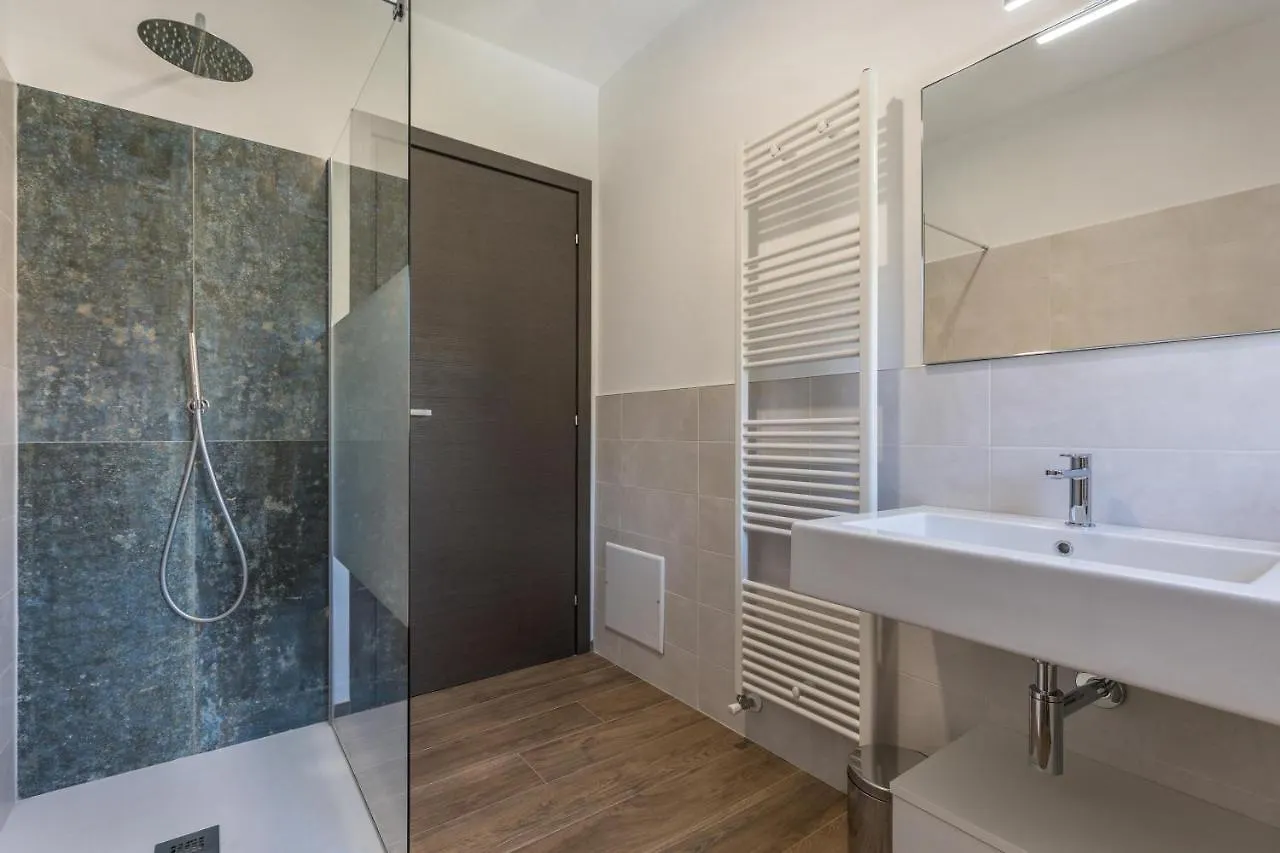 Apartment Villa Donne Del Lago Anna Salo