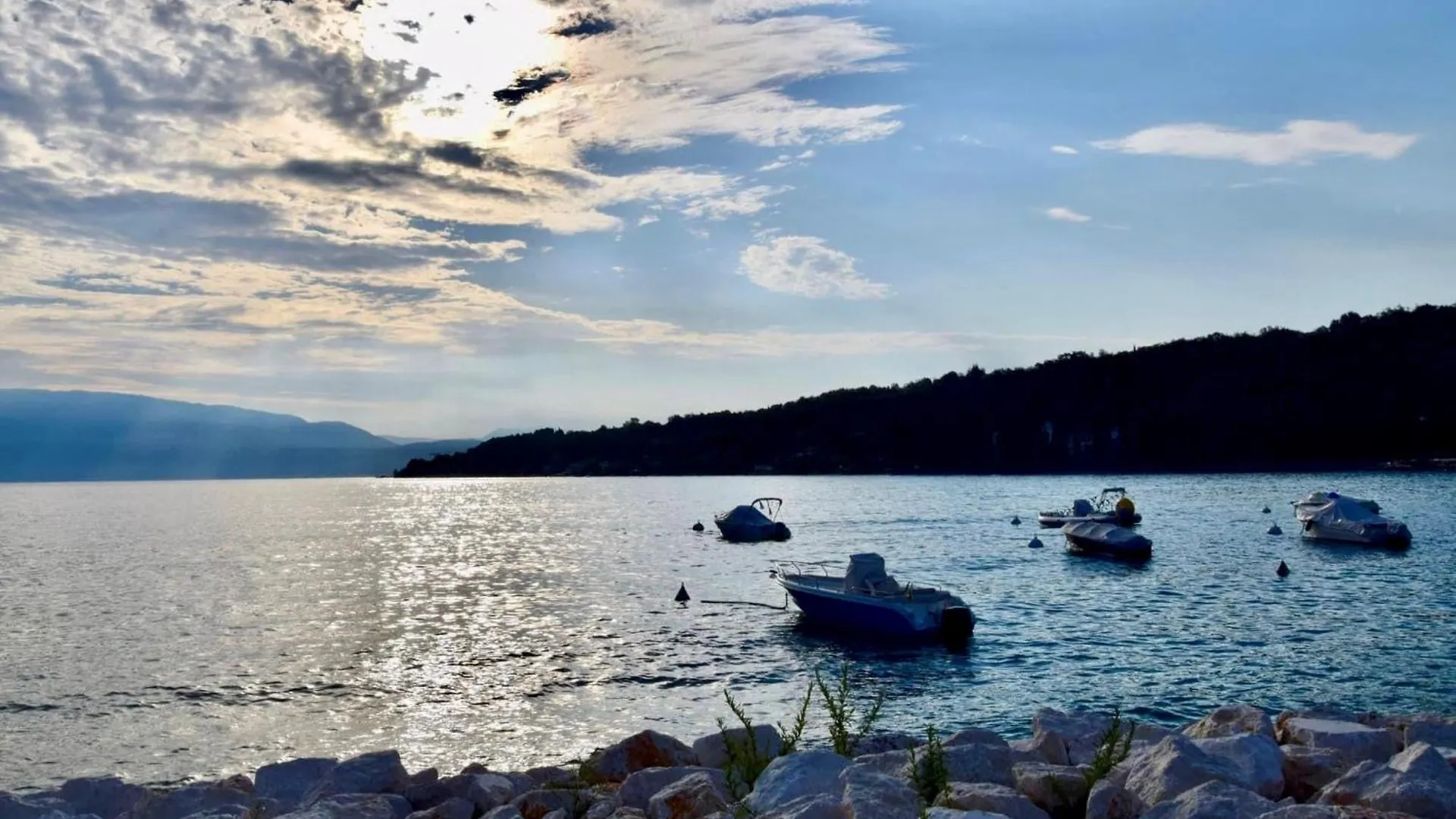 Villa Donne Del Lago Anna Salo Apartment